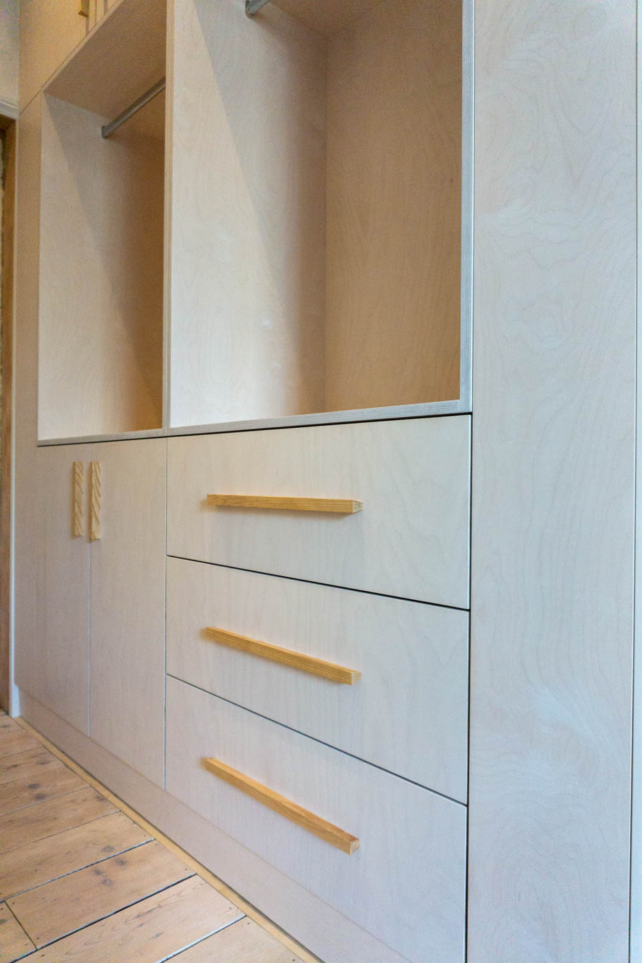 Birch Plywood Wardrobes Bristol from www.jimsharplesfurniture.co.uk